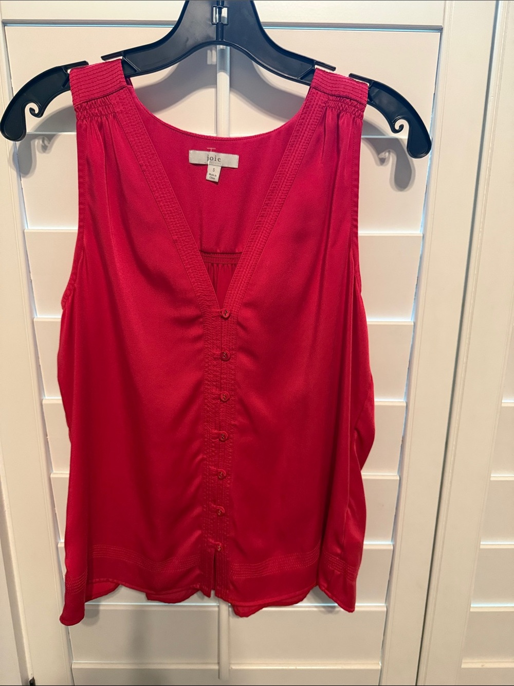 Joie Vibrant Red Sleeveless V-Neck Button Blouse
